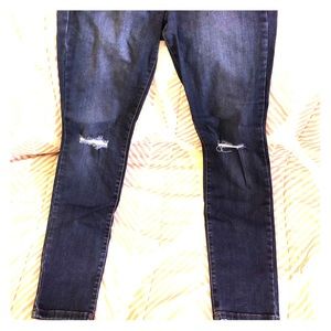 Jessica Simpson size 28